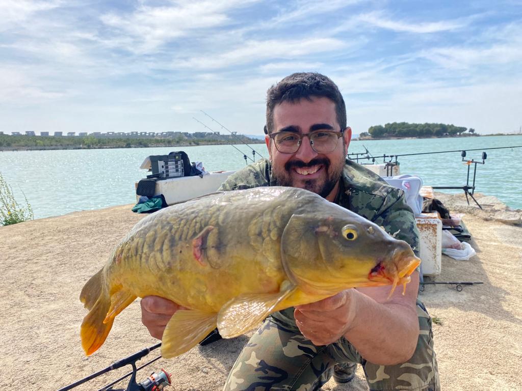 Salida primaveral carpfishing en Huesca